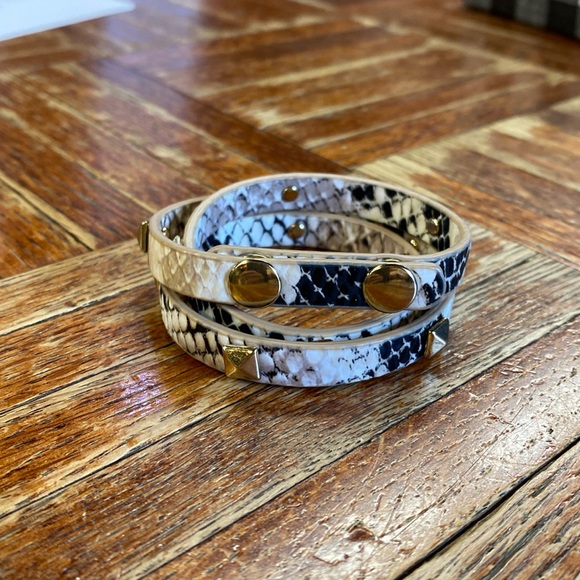 Premier Designs Leather wrap bracelet - Picture 3 of 5